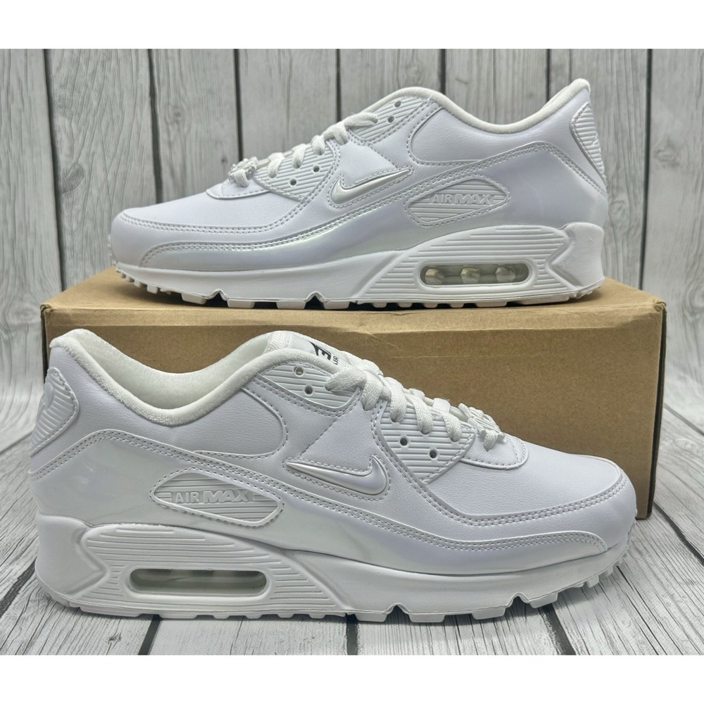 Nike Women's Air Max 90 SE Dance White Iridescent Size 11 FD8684‑100